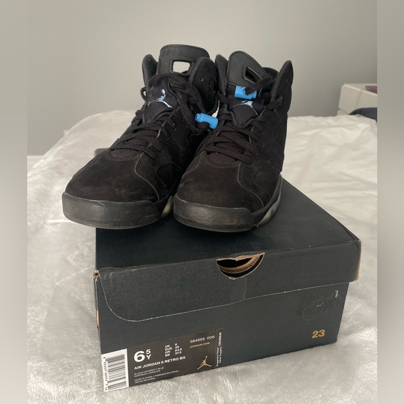 jordan 6 UNC retro - Picture 2 of 8